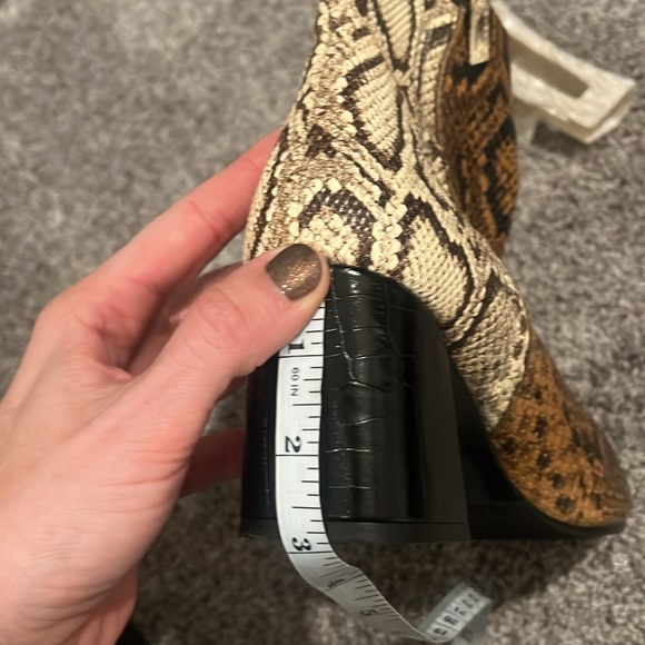 EUC Rare Freda Salvador Charm boot in tri snake Sz 11 - Picture 8 of 12